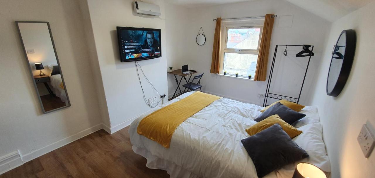 Fast Broadband, Budget Stay, Free Netflix. คาร์ดิฟฟ์ ภายนอก รูปภาพ